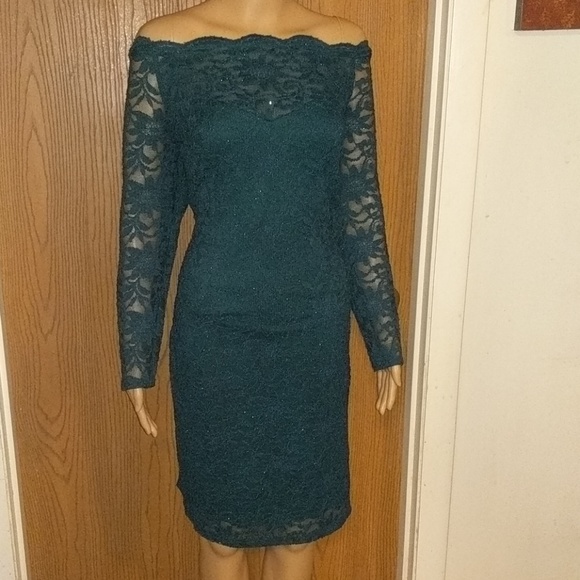 Sparkly Green off the Shoulder Dress Size 16 - Picture 4 of 6